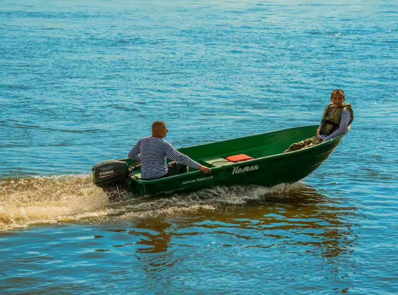 Стеклопластиковая лодка Neman-340 (тримаран) в Магнитогорске