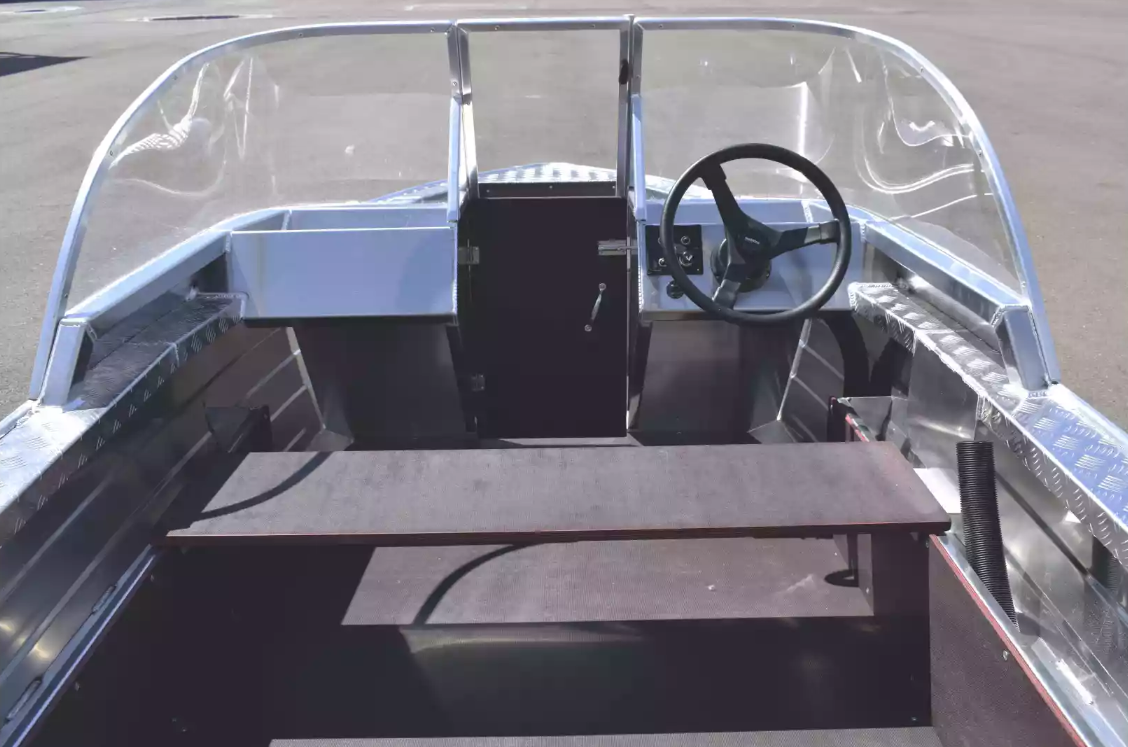 Алюминиевая лодка Wyatboat-390 DCM в Магнитогорске