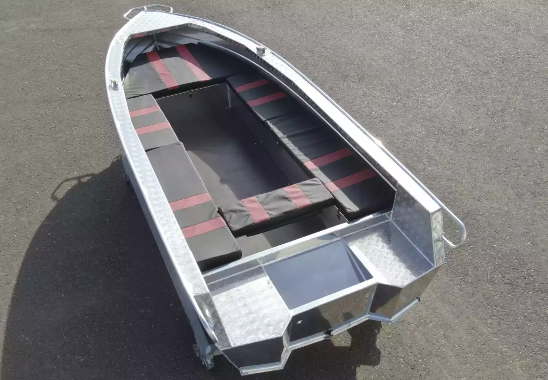 Алюминиевая лодка Wyatboat-390РМ увеличенный борт в Магнитогорске