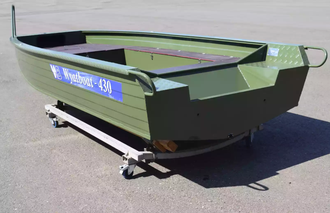 Алюминиевая лодка  Wyatboat-430 Master Fish в Магнитогорске
