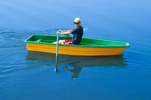 Стеклопластиковая лодка Малютка в Магнитогорске