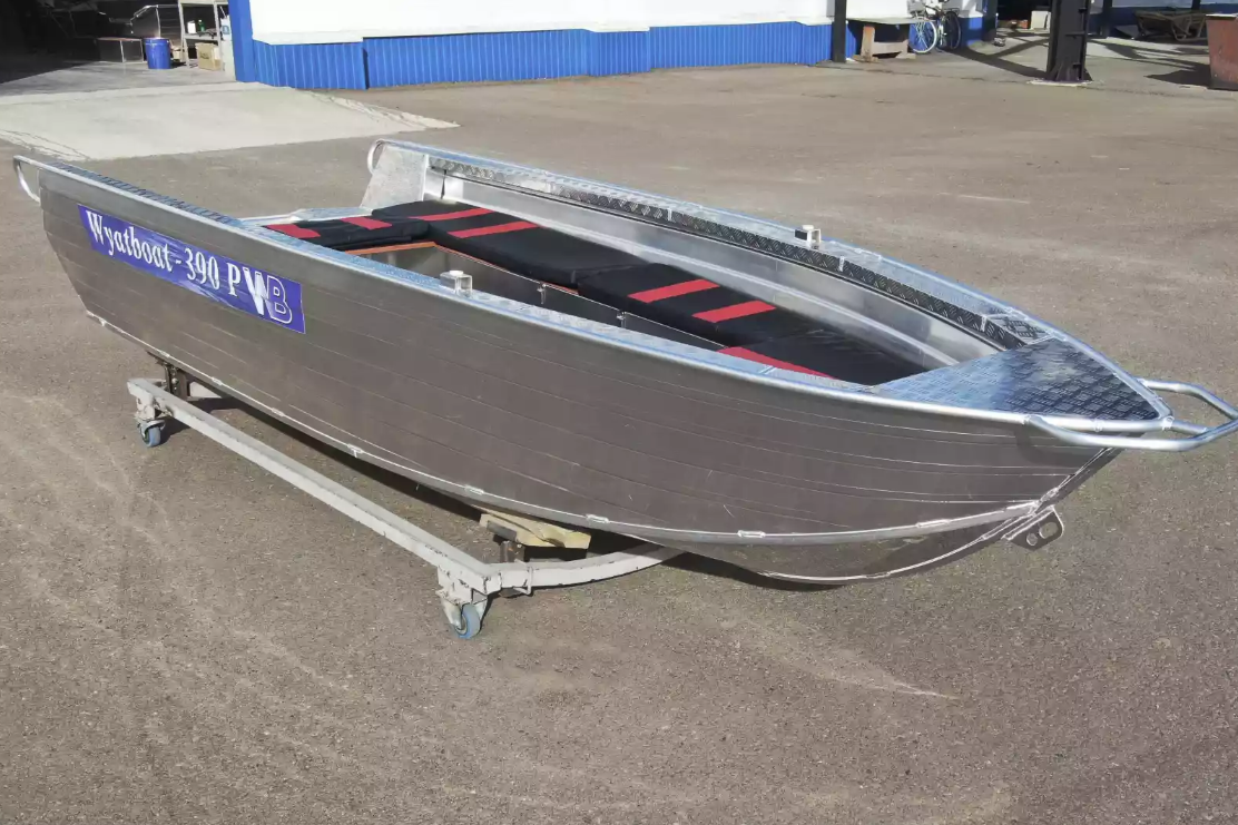 Алюминиевая лодка Wyatboat-390РМ увеличенный борт в Магнитогорске