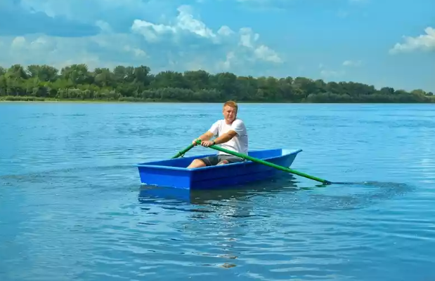 Стеклопластиковая лодка Малютка в Магнитогорске