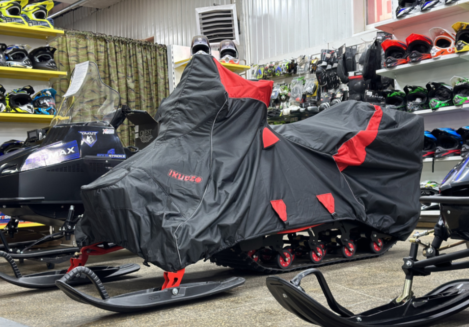 Чехол транспорт. снегохода IKUDZO HUNTER черно-красный Оксфорд ПРЕМИУМ качества с лого IKUDZO в Магнитогорске