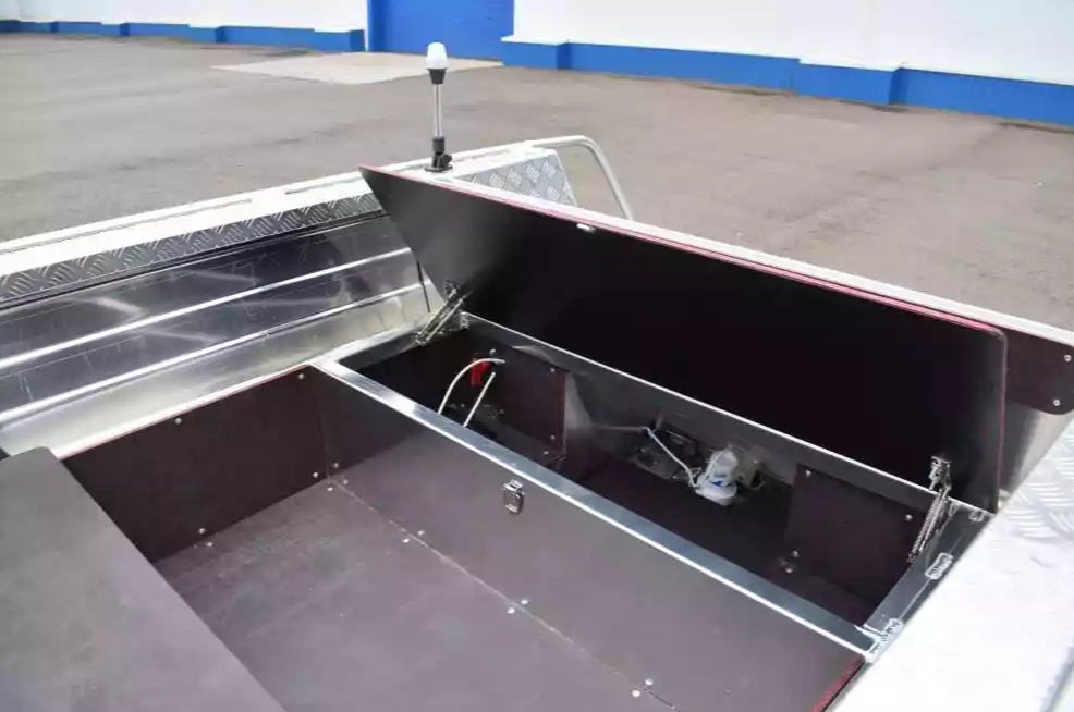 Алюминиевая лодка Wyatboat-390 DCM Увеличенный борт в Магнитогорске