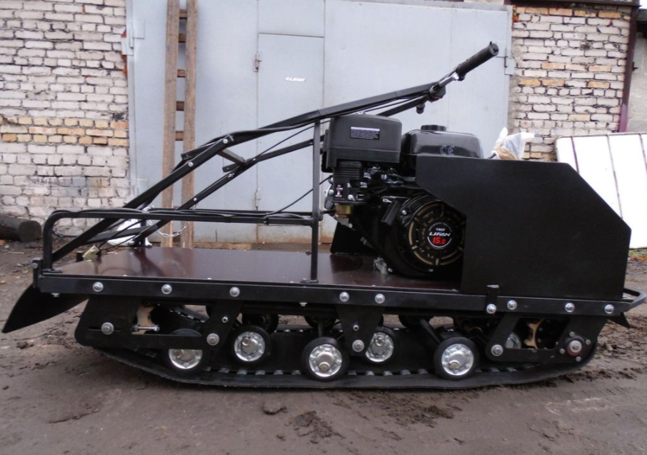 Мотобуксировщик AhtaR Зима 9 л/с с вариатором в Магнитогорске