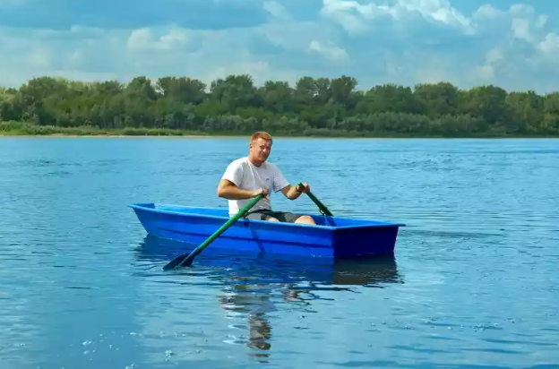 Стеклопластиковая лодка Малютка в Магнитогорске