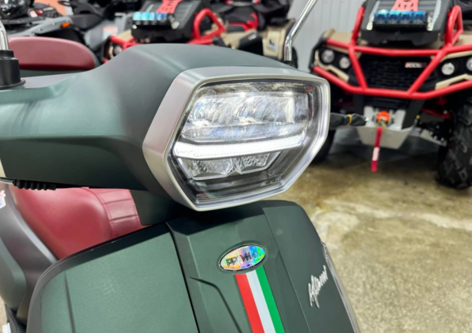 Скутер PROMAX Miami 240 (49) в Магнитогорске