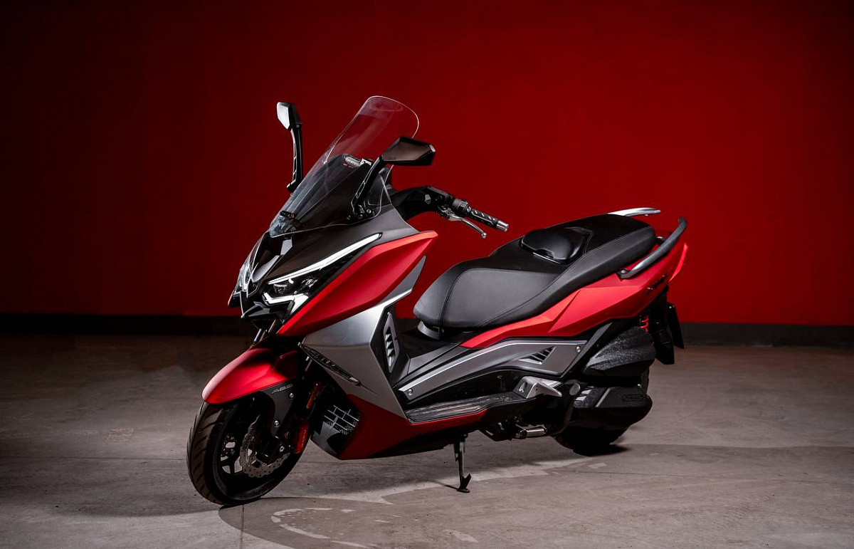 МАКСИСКУТЕР ARIIC 318 в Магнитогорске