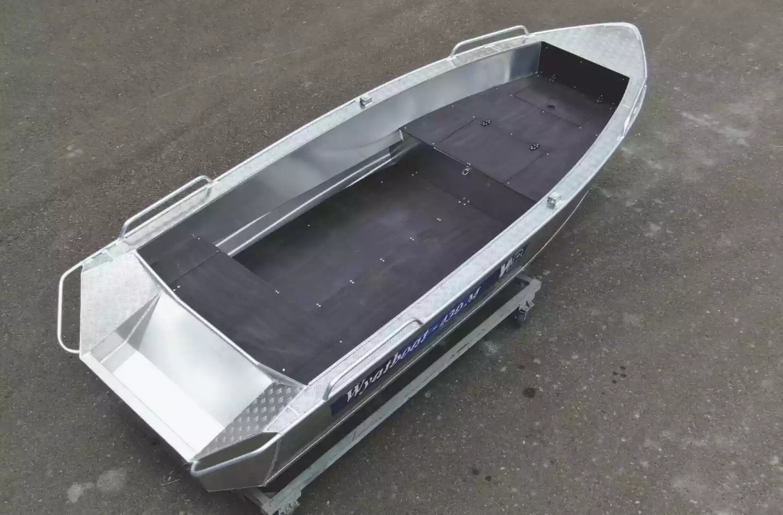 Алюминиевая лодка  Wyatboat-430М FISH в Магнитогорске