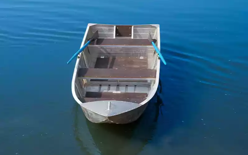 Алюминиевая лодка Вятка-Профи 37 в Магнитогорске