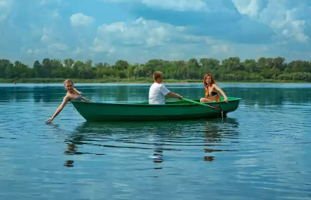 Стеклопластиковая Лодка Голавль в Магнитогорске