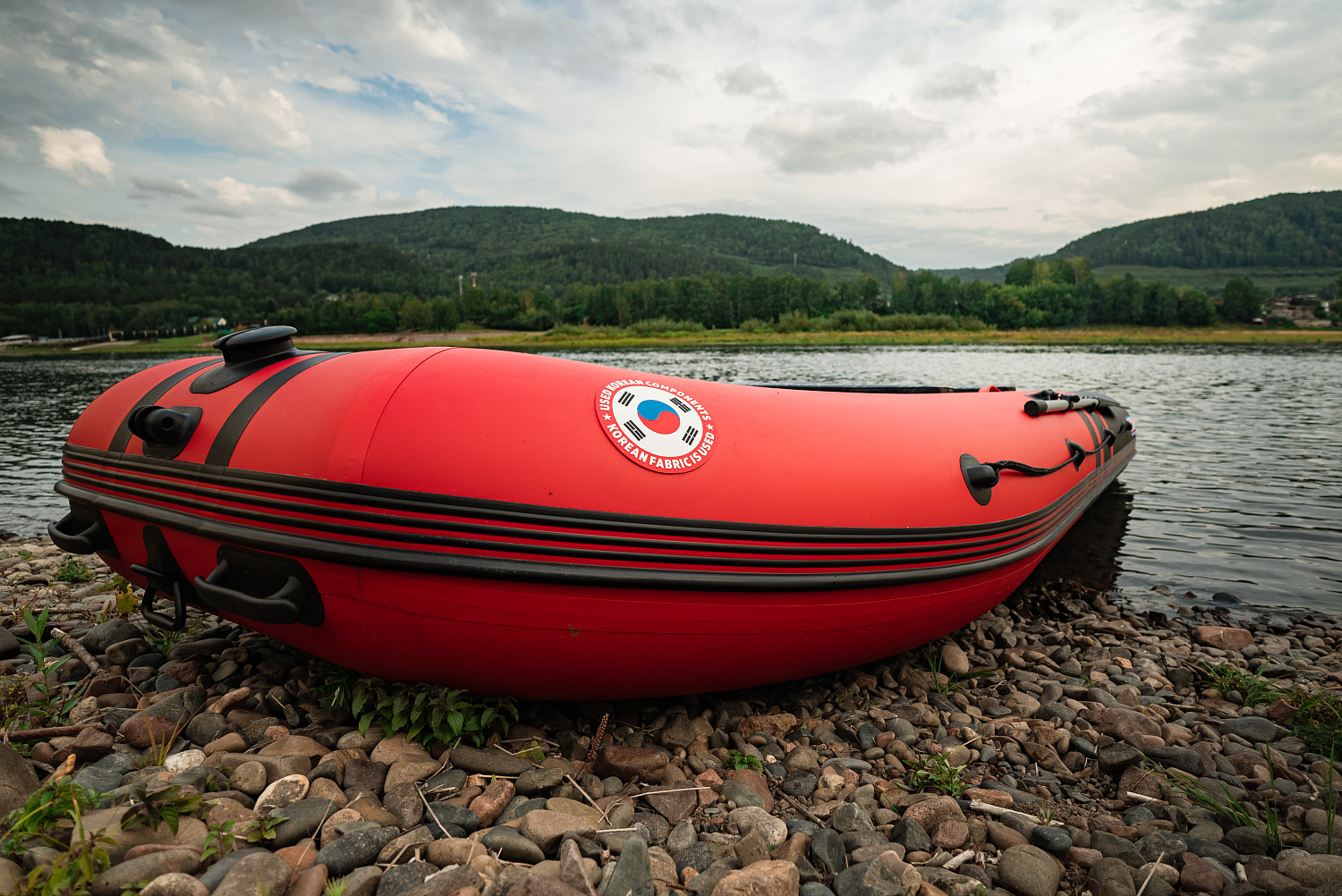 Лодка MISHIMO RIVER FJET PRO 410  под водомет в Магнитогорске