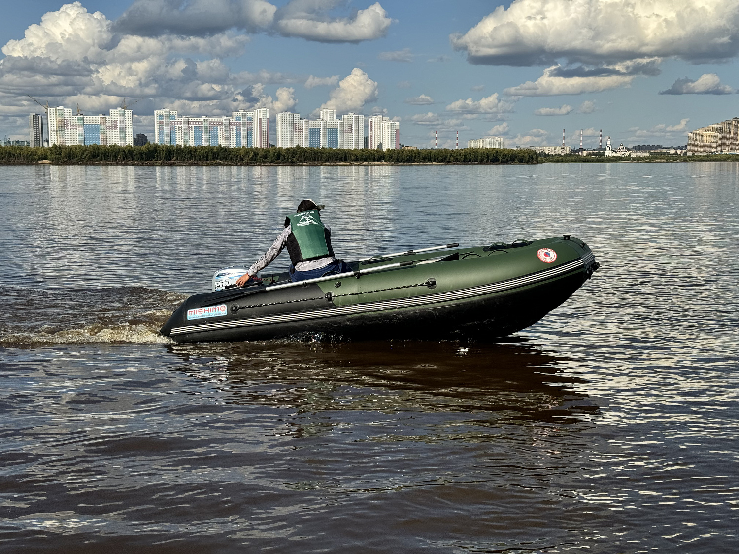 Лодка MISHIMO BIG FLOOR 400 в Магнитогорске