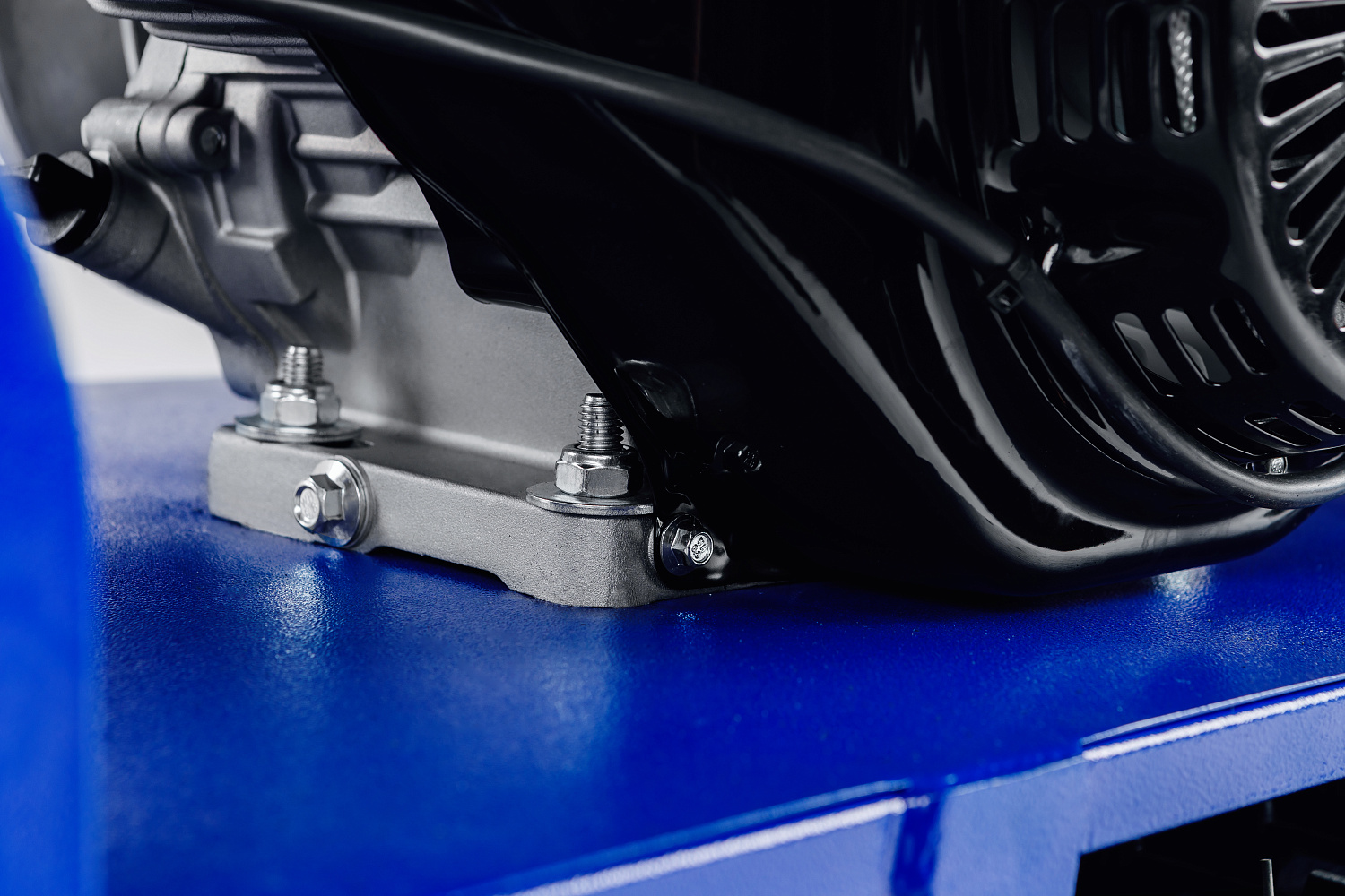 Мотобуксировщик SNOW DOG 17 с эл. запуском (DINKING) в Магнитогорске