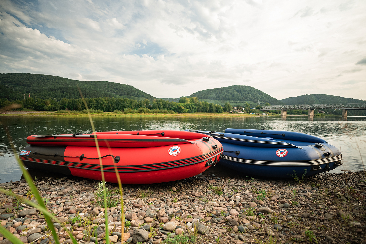 Лодка MISHIMO RIVER FJET PRO 410  под водомет в Магнитогорске