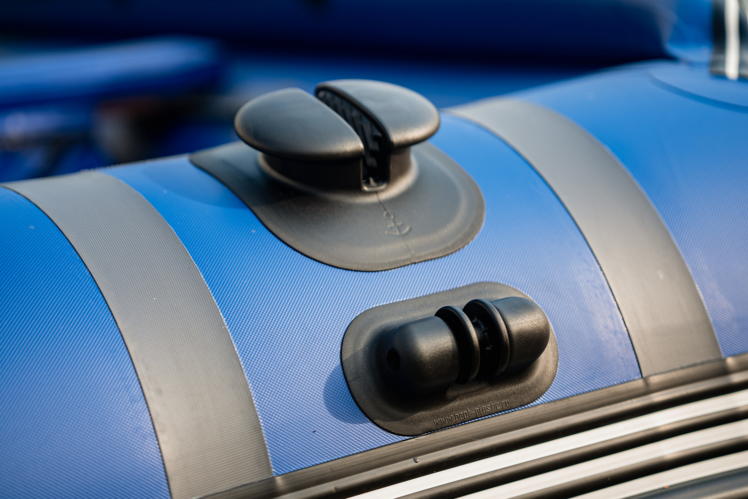 Лодка MISHIMO RIVER FJET PRO 410  под водомет в Магнитогорске