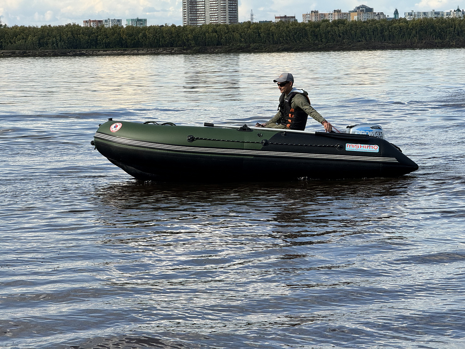 Лодка MISHIMO BIG FLOOR 380 в Магнитогорске