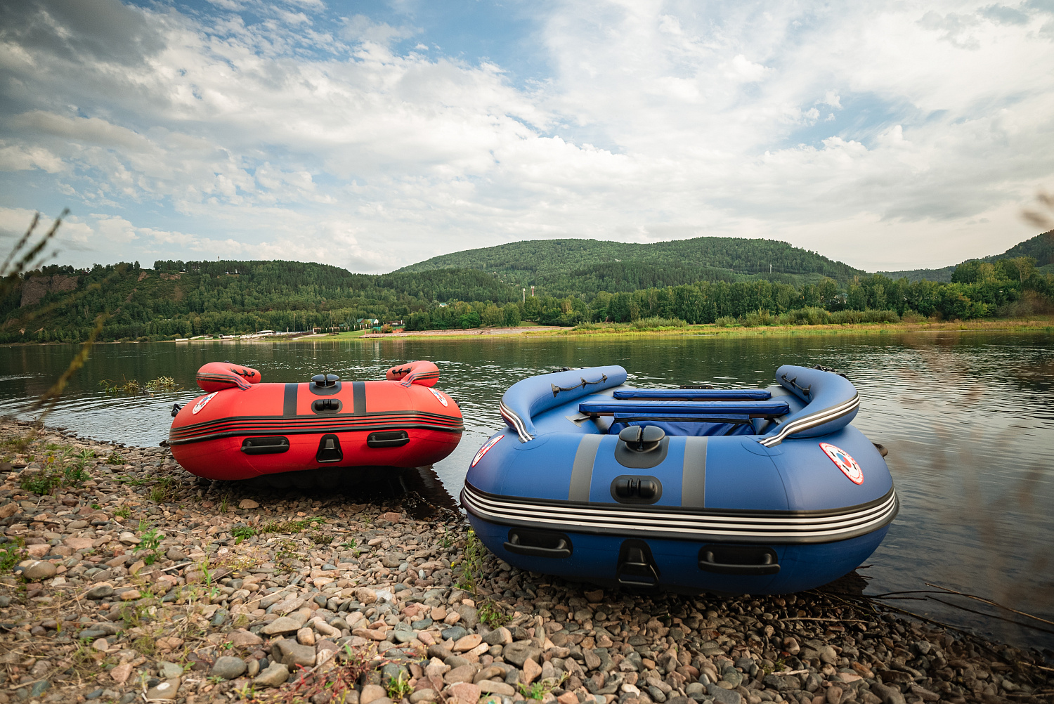 Лодка MISHIMO RIVER FJET PRO 410  под водомет в Магнитогорске