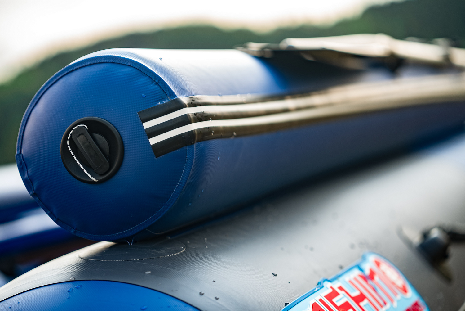 Лодка MISHIMO RIVER FJET PRO 410  под водомет в Магнитогорске