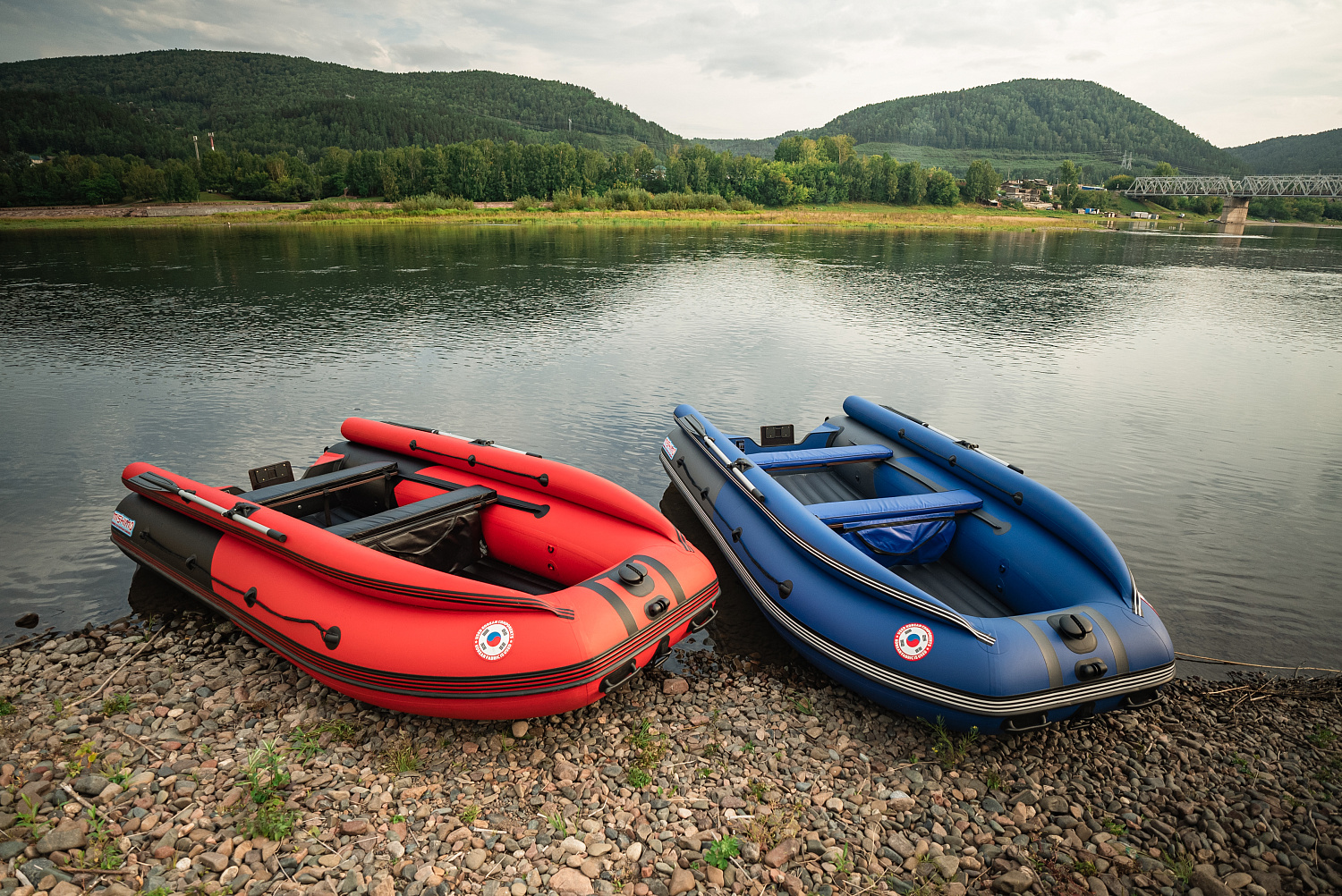 Лодка MISHIMO RIVER FJET PRO 410  под водомет в Магнитогорске