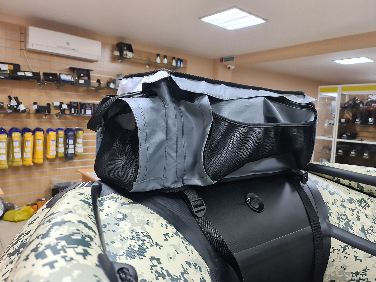 СУМКА ЛЮКС НА БАЛЛОН ДЛЯ ЛОДОК ПВХ 50Х25Х25 СМ в Магнитогорске